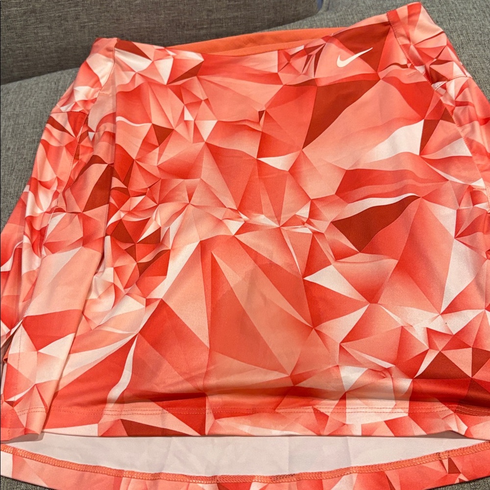 Nike Geometric Red Skort